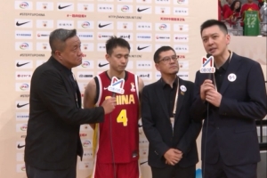 杨鸣:现在要把注意力投入到下一场比赛 不要去管外界舆论