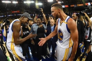 10年前的今天:杜兰特宣布加盟勇士 随后三季夺两冠&两次荣膺FMVP