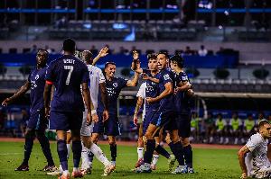 记者:深圳新鹏城赛前宣布本场胜利奖金翻倍,重赏之下众志成城
